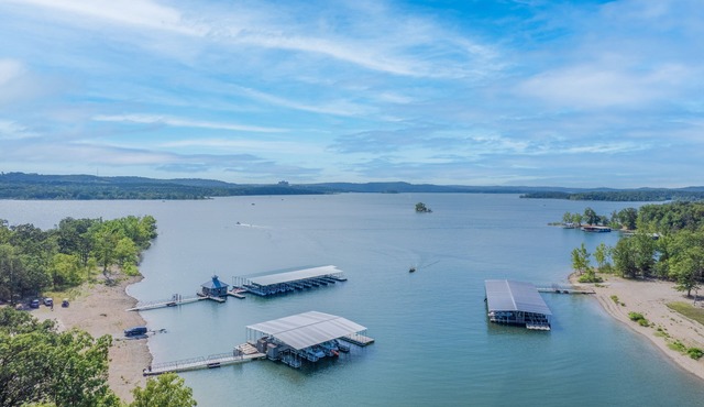 Family Lakefront Cabin Only Minutes from SDC! - Indian Point (C14)