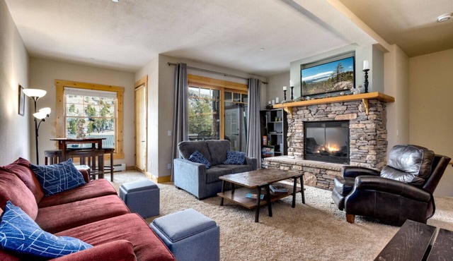 Family Luxury Home in Timber Ridge