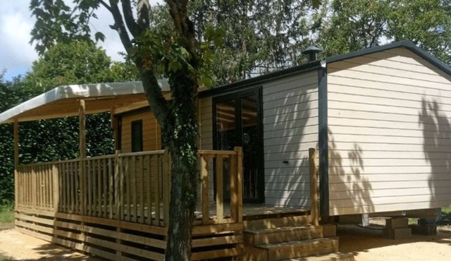 Family Mobile Home with Terrace - 4 People