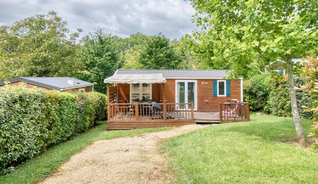 Family Mobile Home with Pool – 6 People – 4-Star Campsite