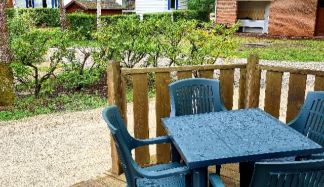 Family mobile home with terrace, 3 bedrooms for 7 people