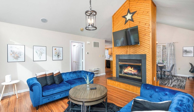 Family Mountain Cabin Retreat Sauna&Firepit Waterpark, Golf&Slopes Relax&Unwind