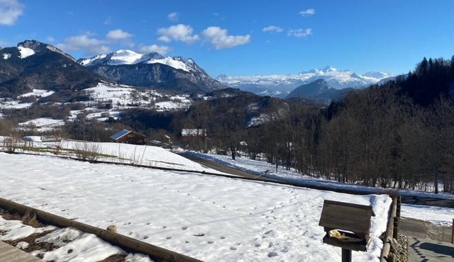 Family mountain chalet, Close to the Brasses ski slopes