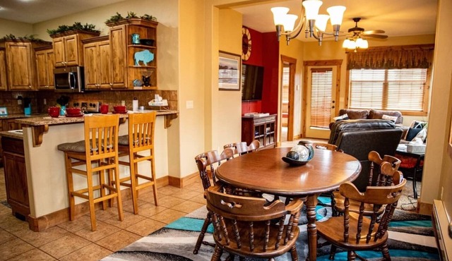 Family Mountain Condo, Near Grand Targhee + Driggs