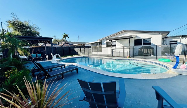 Family Oasis II Private Pool House II Hard Rock Hollywood