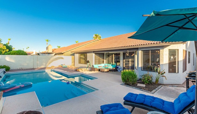 Family Oasis, Pvt Pool, Bar, Work Desk, Games, Near Dining, Fun & Salt River