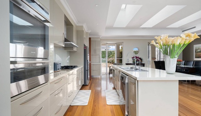 Family Opulence In Bathurst