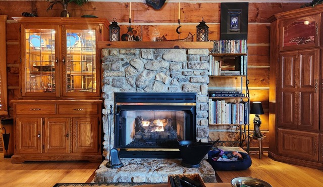 Family-owned, Views, Peaceful & Cozy Year Round.