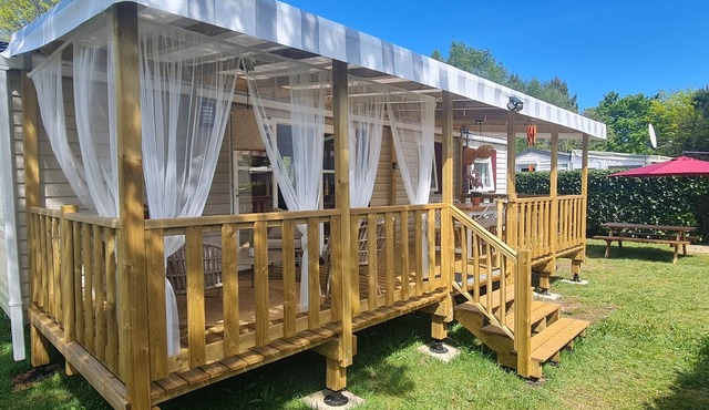Family paradise in the Landes region at a campsite with a water park
