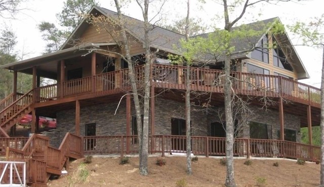 Family Paradise - Smith Lake Home