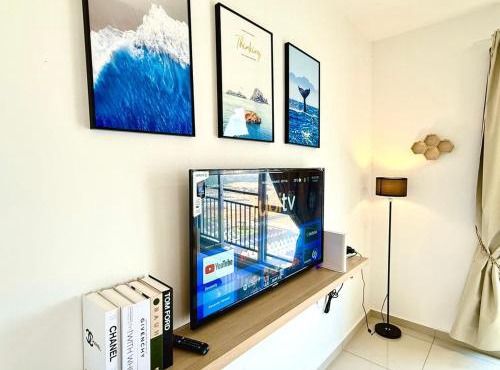 Family Park Midas Seri Alam Netlfix By STAY