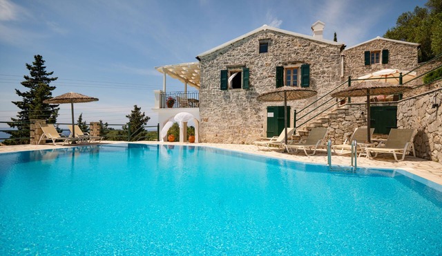 Family Paxos villa with private pool and stunning views