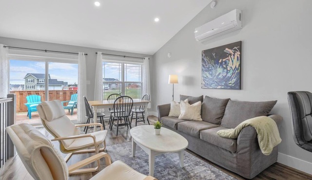 Family & Pet-Friendly 4-Bedroom Charlottetown Getaway Near Attractions