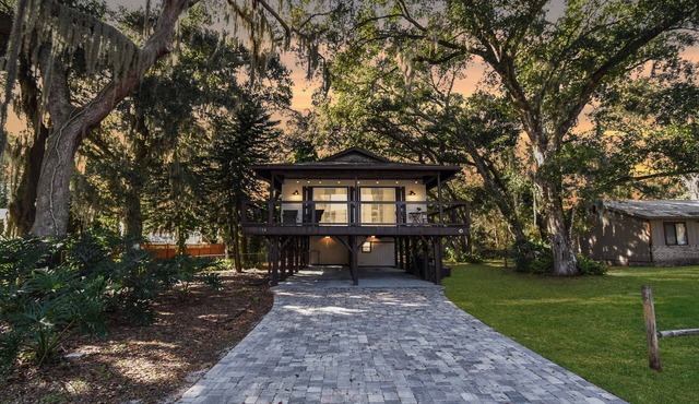 Family & Pet-Friendly Home Near Beach, Downtown & Boat Ramp