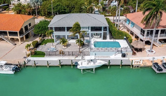 Family & Pet-Friendly Duck Key Home – Heated Pool, 90’ Dock, Ocean Access