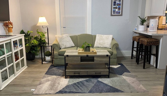 Family & Pet-Friendly 2BR Retreat Near Downtown