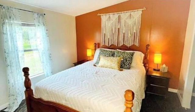 Family Ready, Country Home