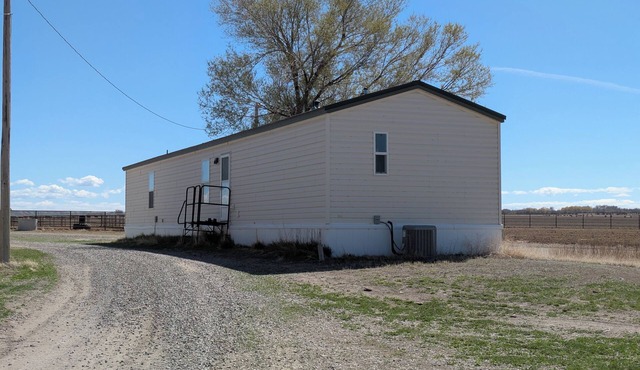 Family ready home in central Wyoming with all the amenities