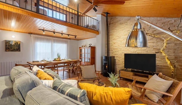 Family refuge in the center of Prades