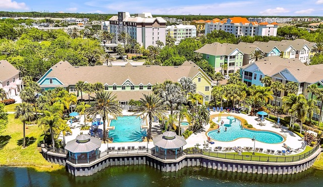 Family Resort near Disney, 3BR+Loft & 5 Fun Pools!