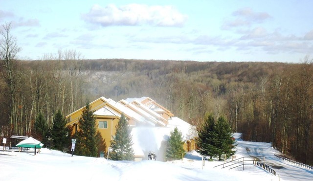 Family Retreat at Cedar River