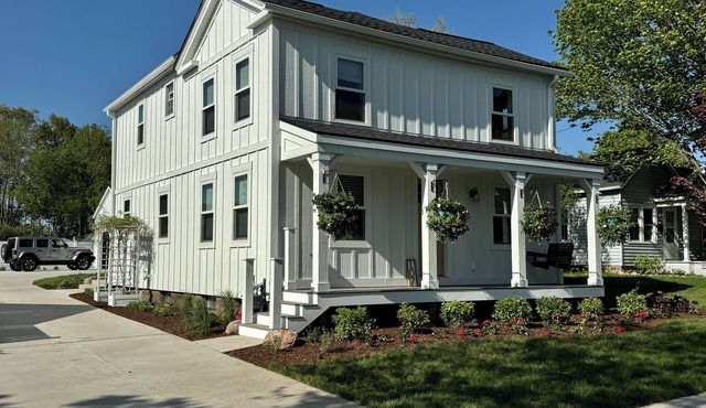 Family Retreat at Village Farmhouse - Near Grand Haven Beach