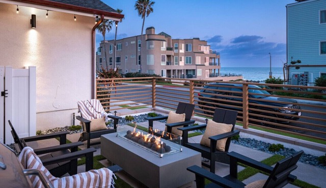 Family Retreat Steps 2 Ocean w/FirePit, SPA, BBQ, EV Charger, XBOX, Ps5, PetsOk