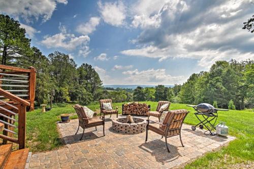 Family Retreat w/Deck Near Appalachian Trail!