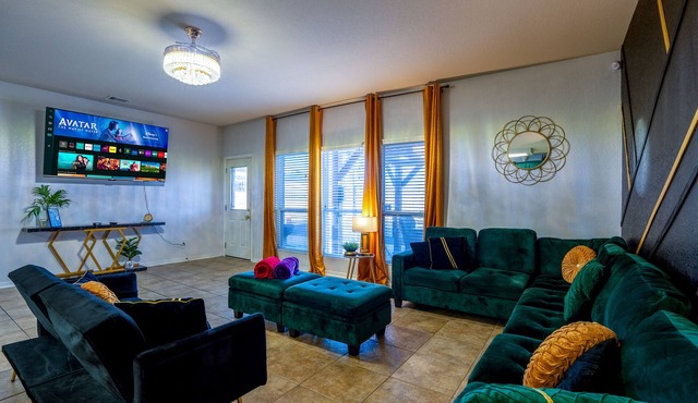 Family Retreat with Outdoor Fun Experience, Speakeasy Room, Fire Pit, & More HTX