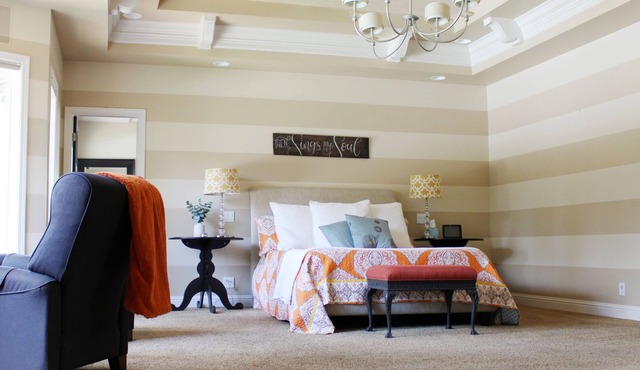 FAMILY REUNION or corp retreat - 6 rm/4 bathrm, pool, hot tub, trampoline + more