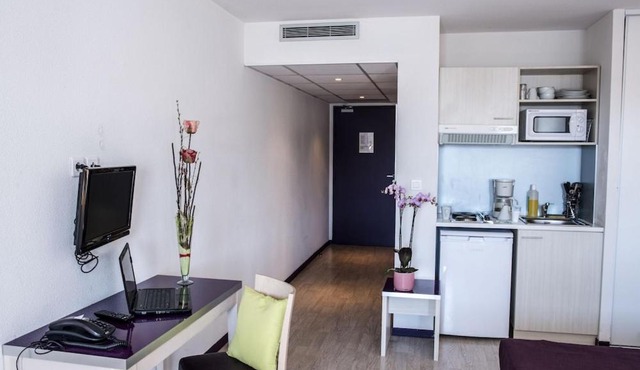 Family Saint Vincent - Studio 2 Pers - 100m gare Lourdes - WIFI