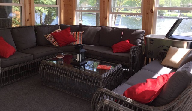 Family sized cottage with dock,deck,gazebo,firepit,small sandy beach.