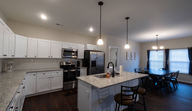 Family Sized New Construction Centralized in North Alabama