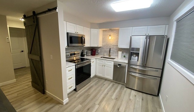 ❤️‍🔥Family Space, Easy Access near Brown’s Park 🛹🏐🏀💦Apt 1