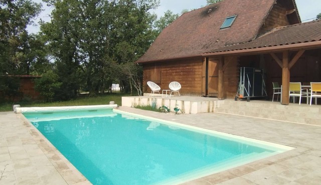 Family stay with private pool and large garden at Espech