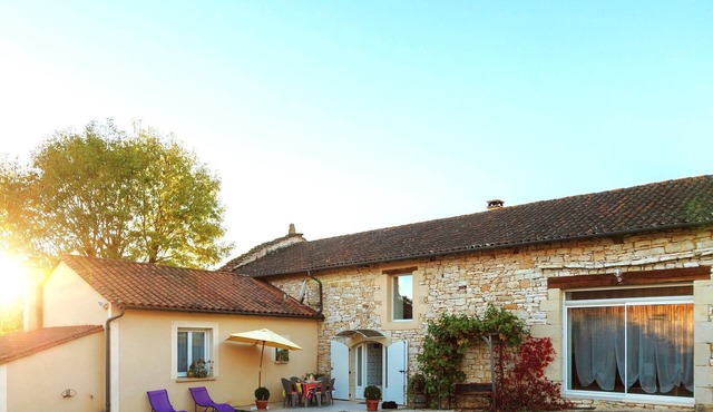 Family Stay in Scenic Cazals