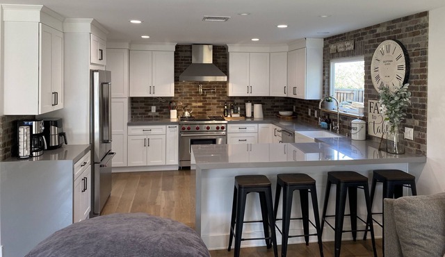 Family style home in Ventura CTY, 35mi to Los Angels, 25min to beaches