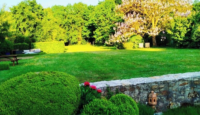 Family Suite & Home Breakfast - Garden | Parc Astérix, Senlis, Chantilly