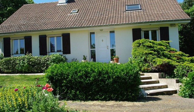 Family Suite in Quiet House with Garden Near Lorraine Park