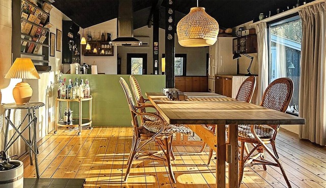 Family summer house 150 meters from the beach