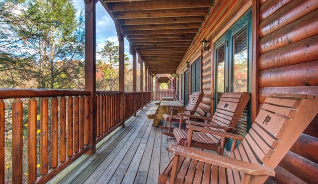 Family Ties Lodge by Jackson Mountain Rentals