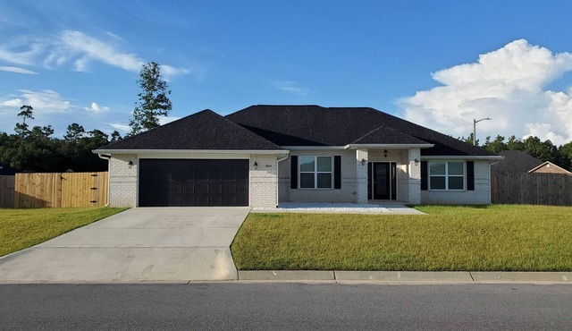 Family Time & Tides, Charming 3-bedroom home with WiFi, AC in peaceful Milton