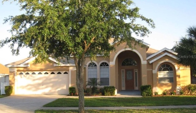 Family Vacation Home With Pool and Spa Near Disney and Universal