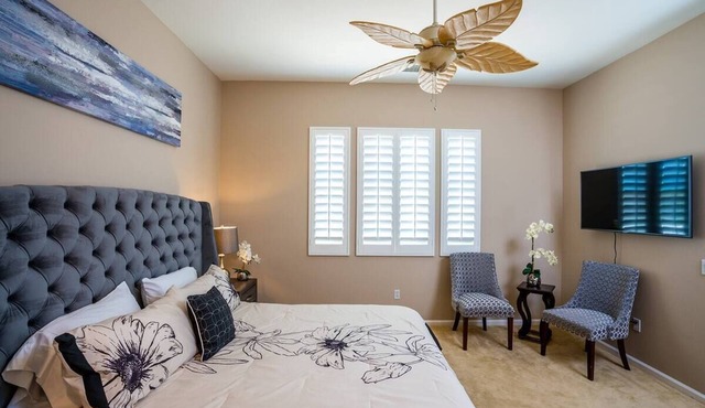 Family vacation resort with 3200sf of living space
