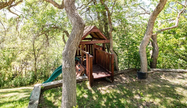 Family vacations, stunning views and three fireplaces