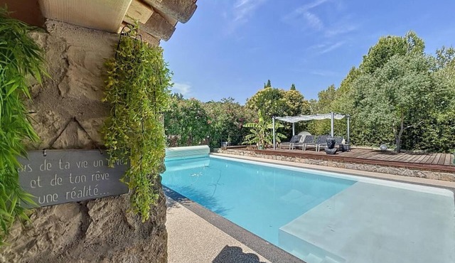 Family Villa with swimming pool tennis spa