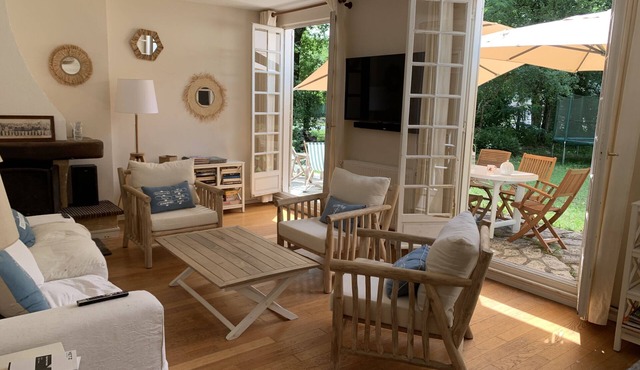 Family villa 10 minutes from St Palais Beach