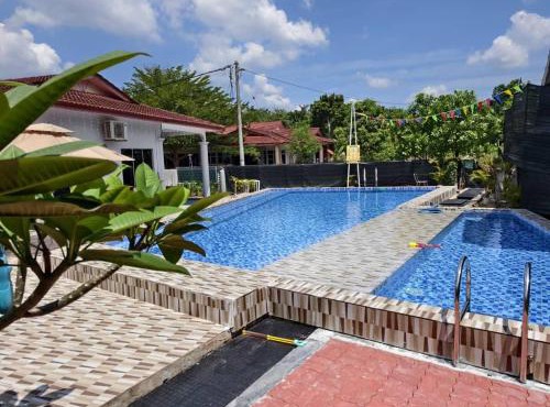 Family Villa - BERA Poolstay