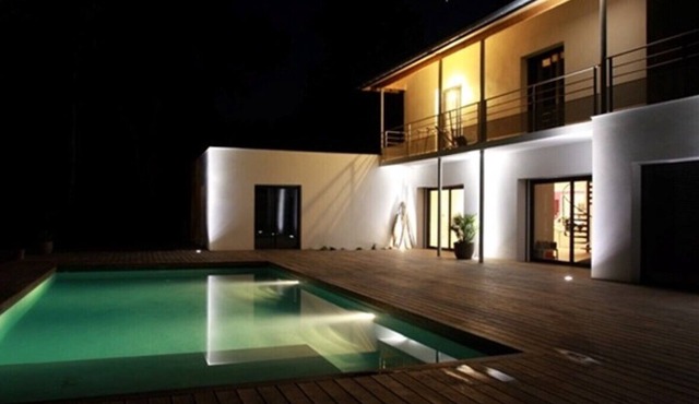 Family villa for 15 people