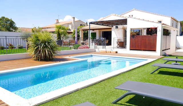 FAMILY VILLA "FULL OF CHARM